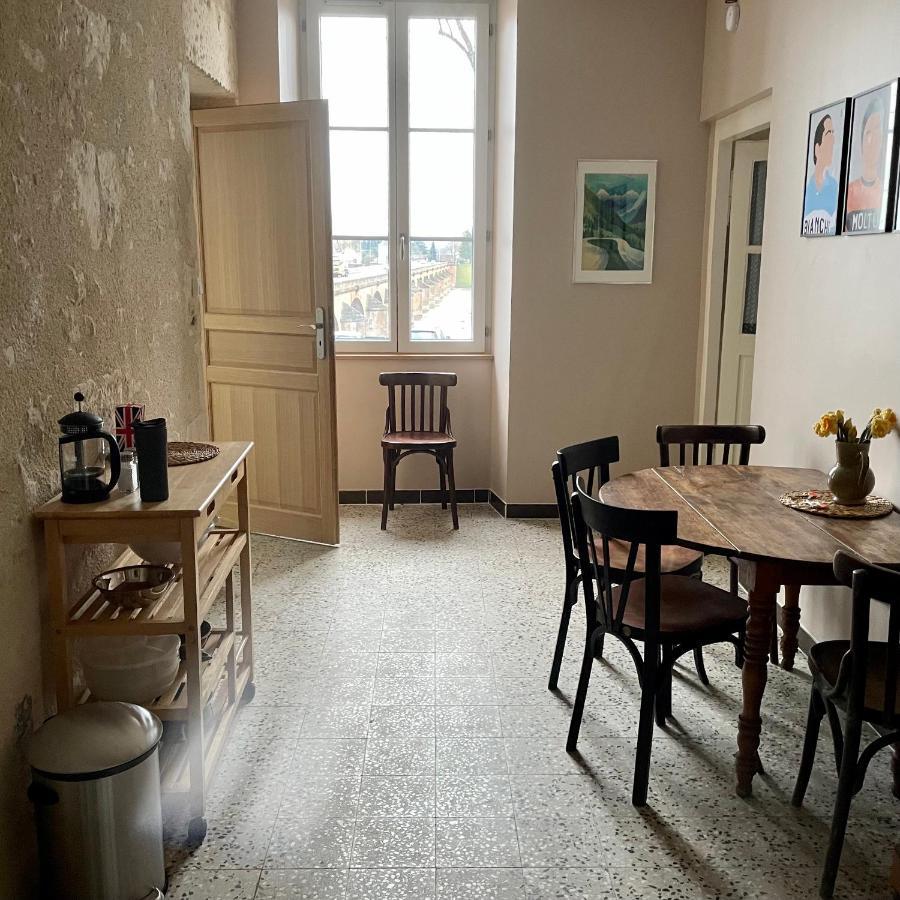 Cafe Velo Nevers Exterior photo